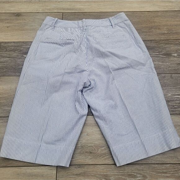 Talbots coastal colored burmuda shorts size 2 petite cotton blue white striped - Picture 2 of 11